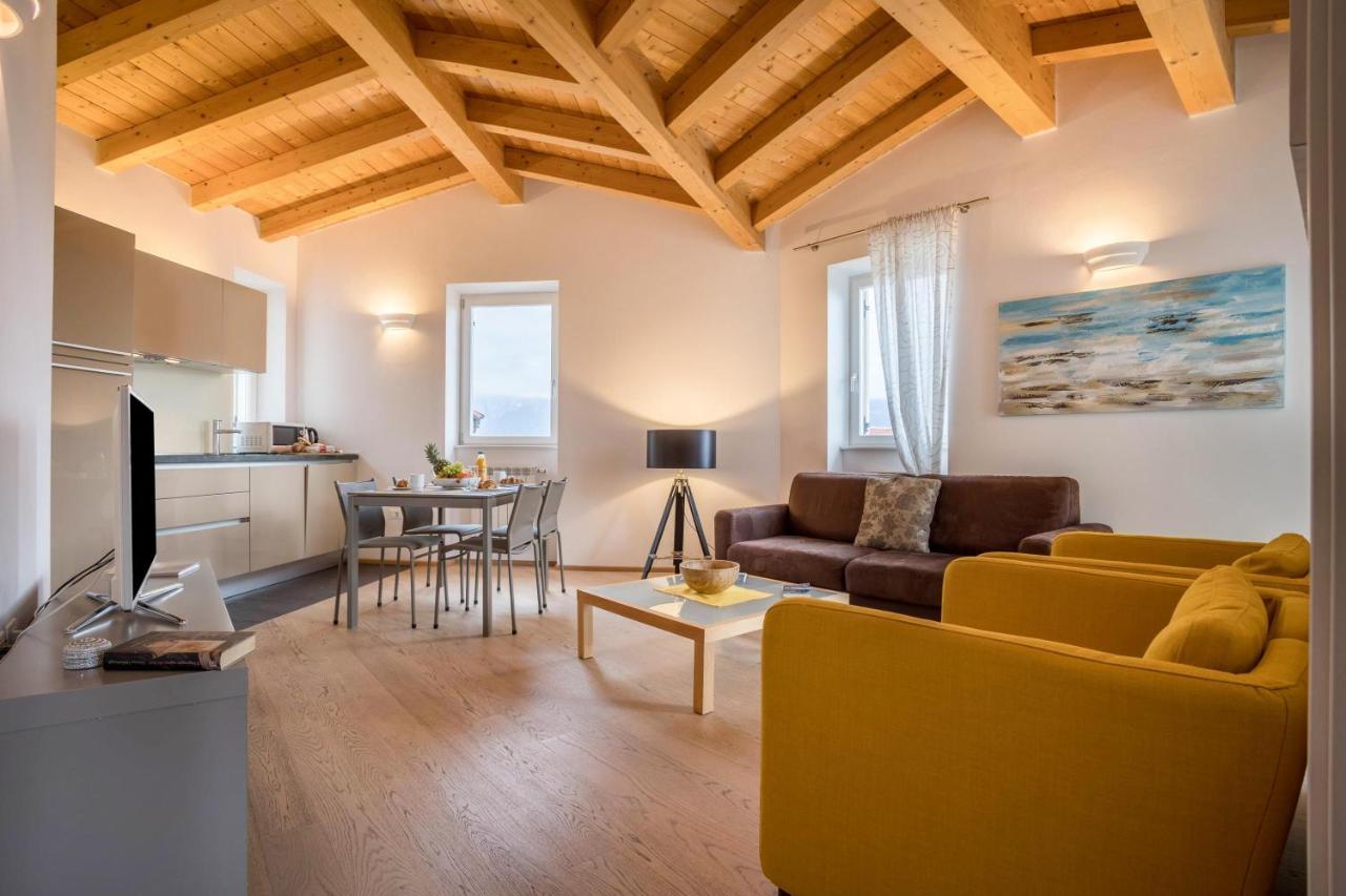 Residence La Villa Cuore Tignale Eksteriør billede