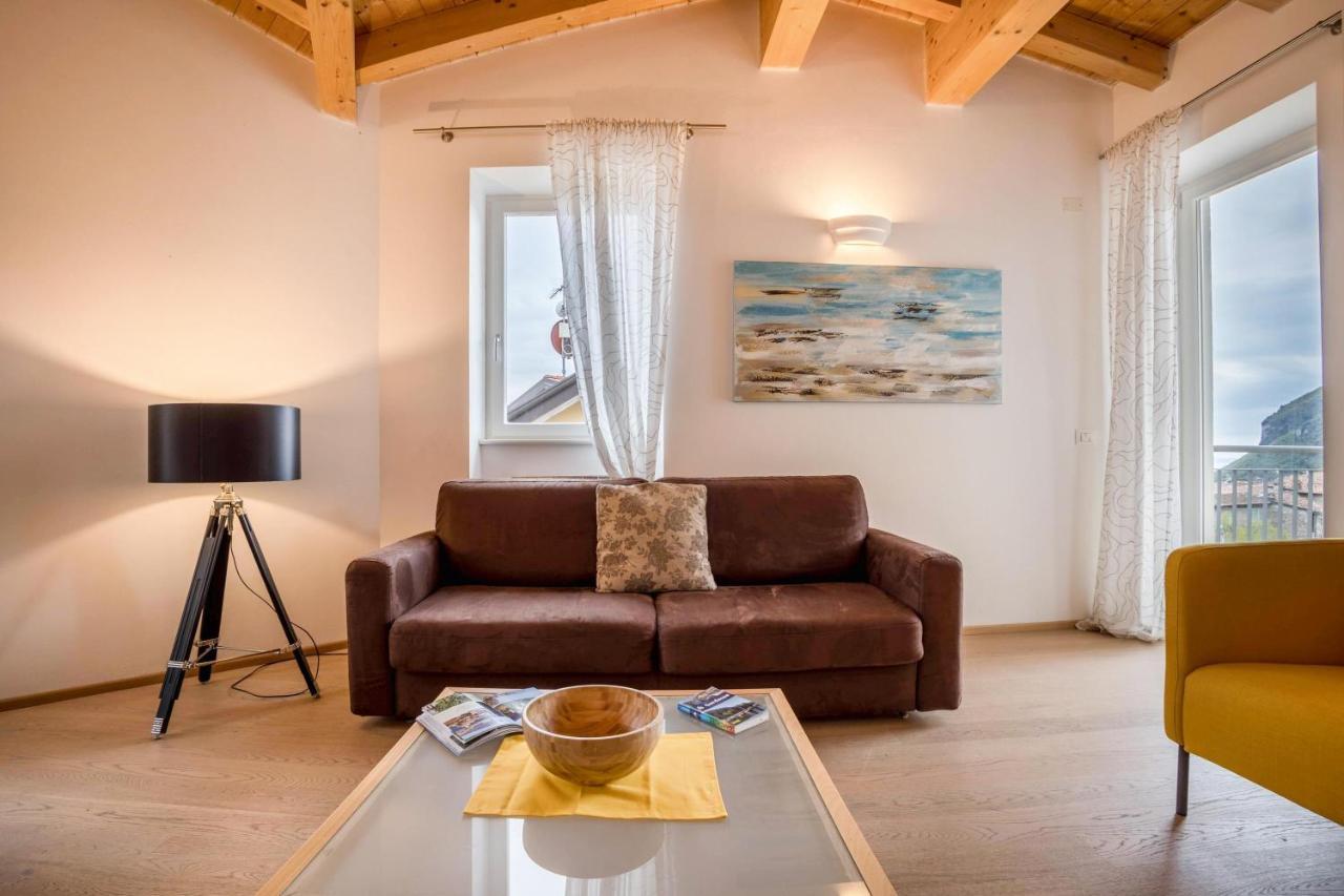 Residence La Villa Cuore Tignale Eksteriør billede
