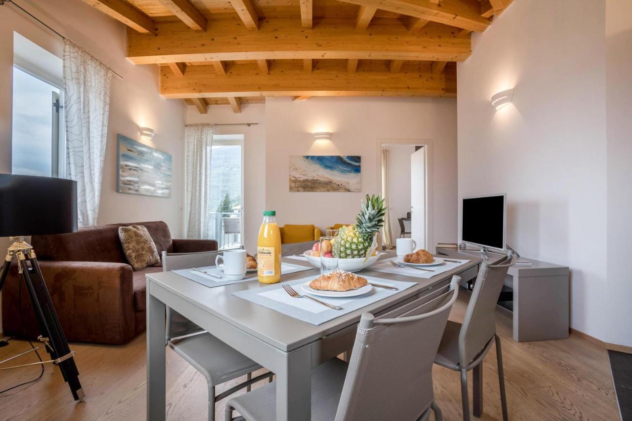 Residence La Villa Cuore Tignale Eksteriør billede
