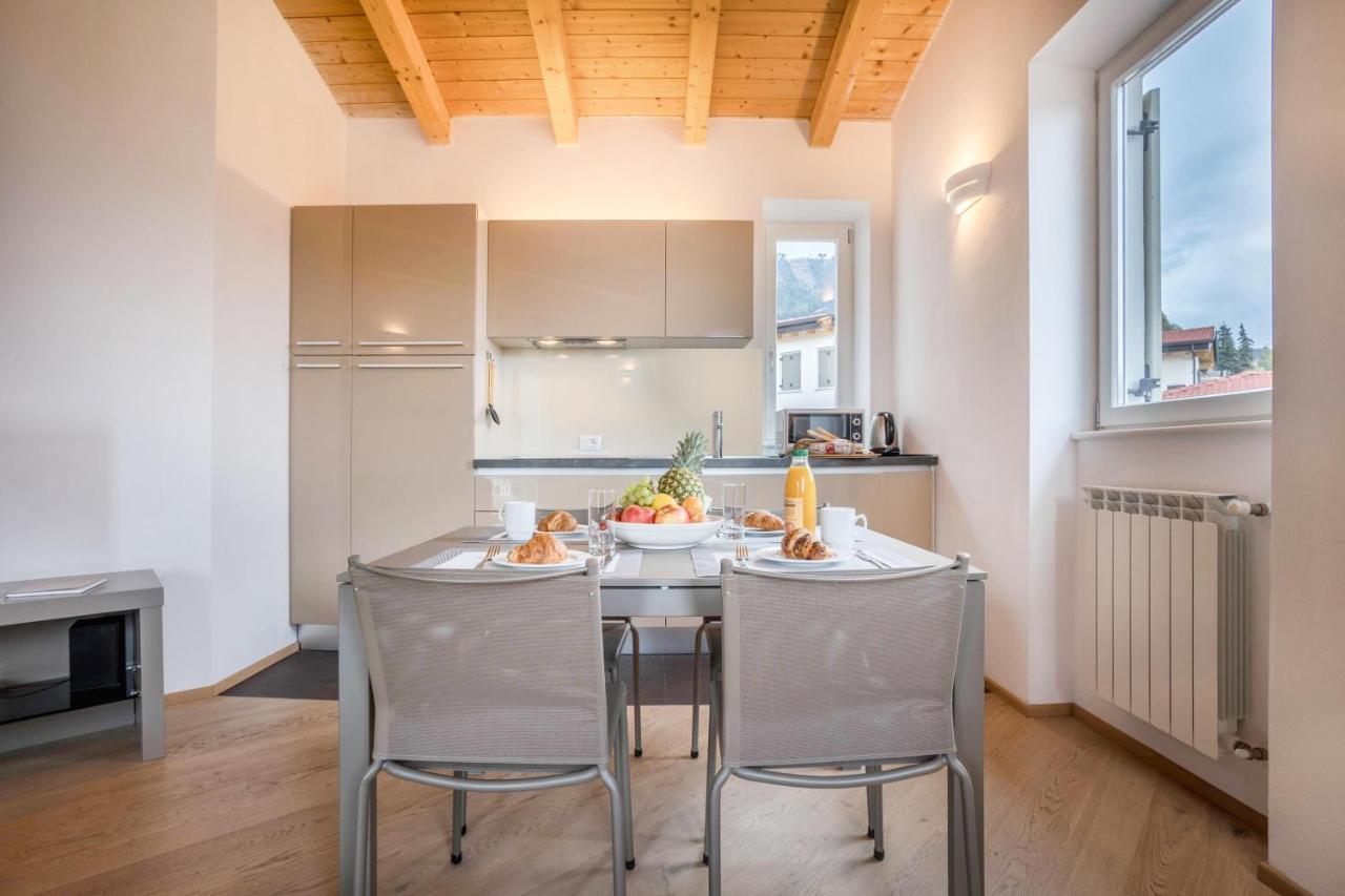 Residence La Villa Cuore Tignale Eksteriør billede